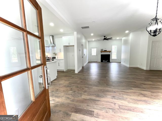 175 Hillcrest Street, Cornelia, GA 30531