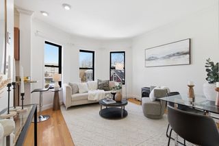 18 Atwood Sq 3, Boston, MA 02130