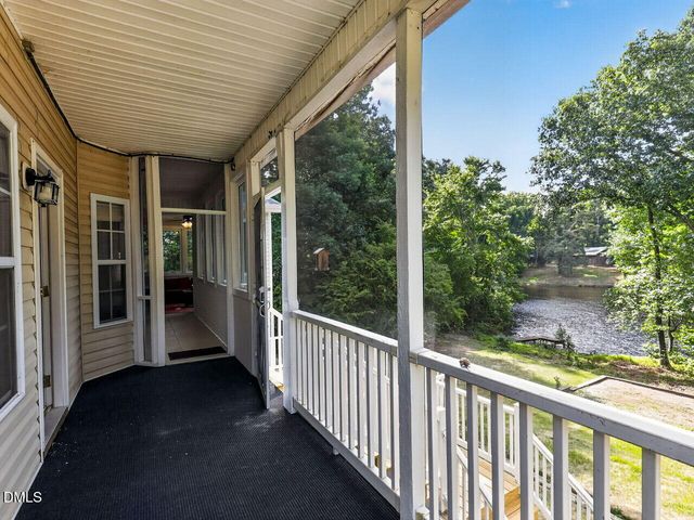58 Silver Stirrup Court, Willow Springs, NC 27592