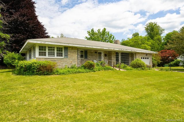 21 Violet Drive, Beacon, NY 12508