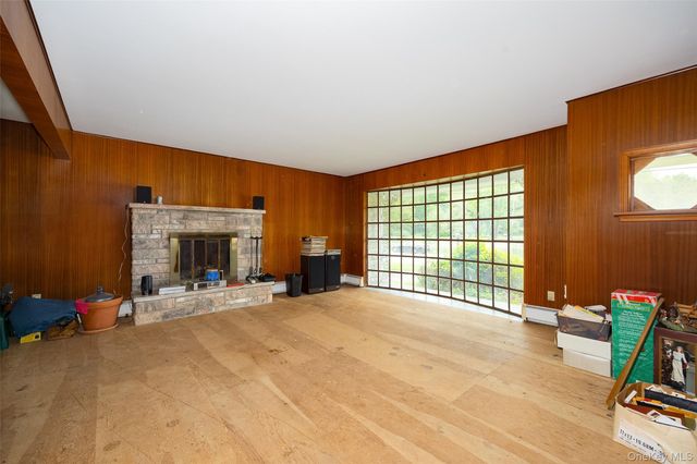 21 Violet Drive, Beacon, NY 12508