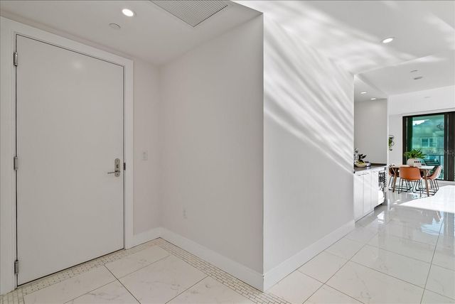100 1ST AVENUE N 501, St Petersburg, FL 33701
