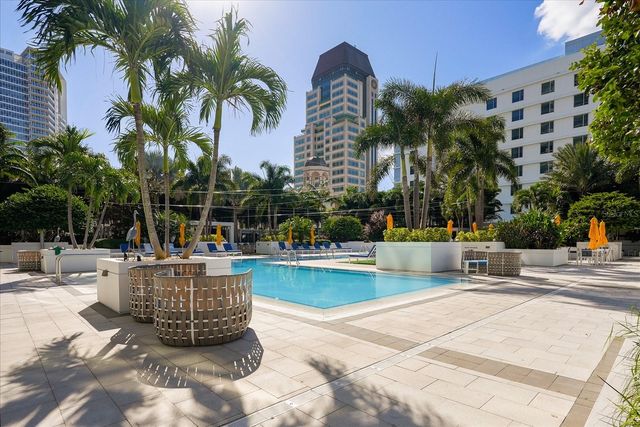 100 1ST AVENUE N 501, St Petersburg, FL 33701