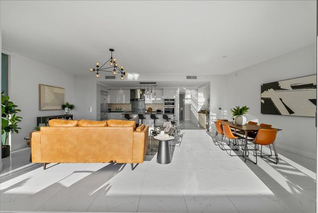100 1ST AVENUE N 501, St Petersburg, FL 33701