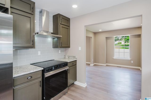 2416 COVE CIRCLE NE, Center Point, AL 35215