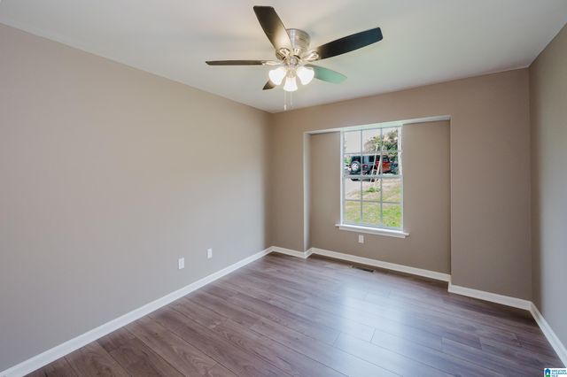 2416 COVE CIRCLE NE, Center Point, AL 35215