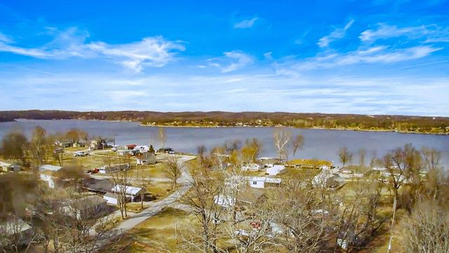 25394 S 646 Road, Grove, OK 74344