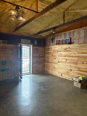 25394 S 646 Road, Grove, OK 74344