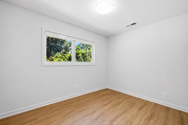 5170 COLE RD, Memphis, TN 38117
