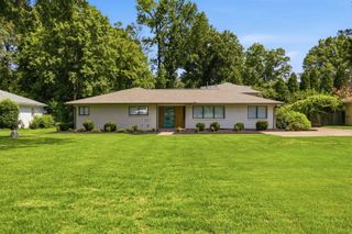 5170 COLE RD, Memphis, TN 38117
