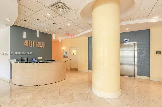 401 69th St 505, Miami Beach, FL 33141