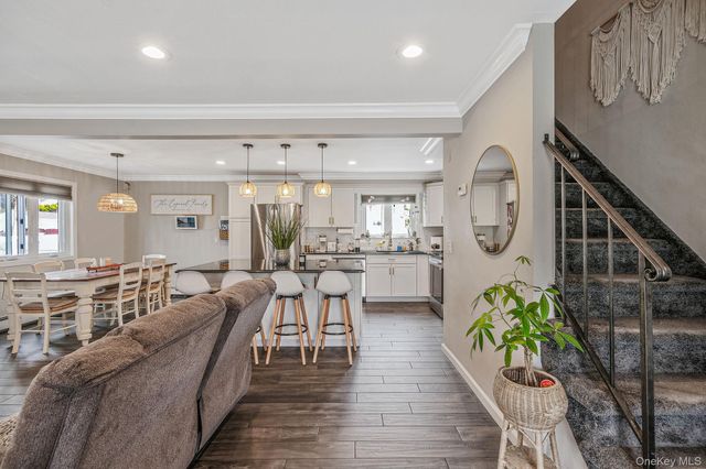 1 Hooper Court, Port Jefferson Station, NY 11776