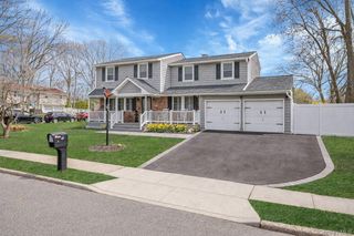 1 Hooper Court, Port Jefferson Station, NY 11776