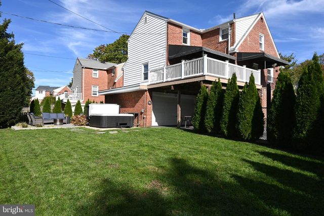 1012 EDGEWOOD DR, Springfield, PA 19064