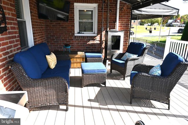 1012 EDGEWOOD DR, Springfield, PA 19064
