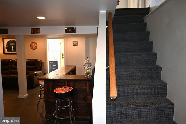 1012 EDGEWOOD DR, Springfield, PA 19064