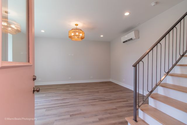 6852 S Langley Avenue, Chicago, IL 60637