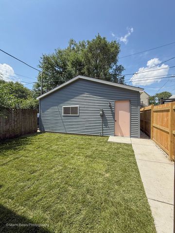 6852 S Langley Avenue, Chicago, IL 60637