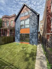 6852 S Langley Avenue, Chicago, IL 60637