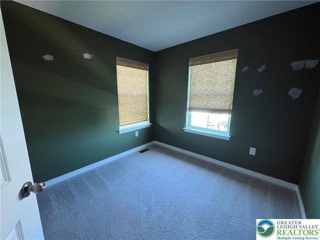 4946 Brookside Court, Upper Saucon Twp, PA 18036