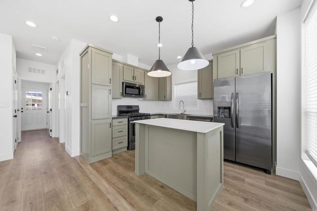 1369 E Main St 32, El Cajon, CA 92021