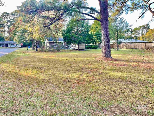 117 Rosemary Avenue, Brewton, AL 36426