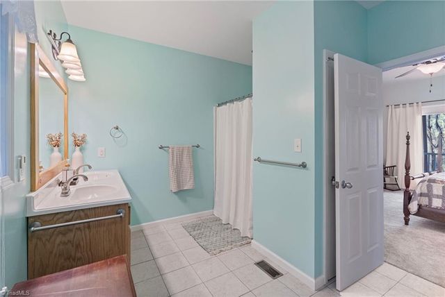 490 Blue Heron Lane, Wilkesboro, NC 28697