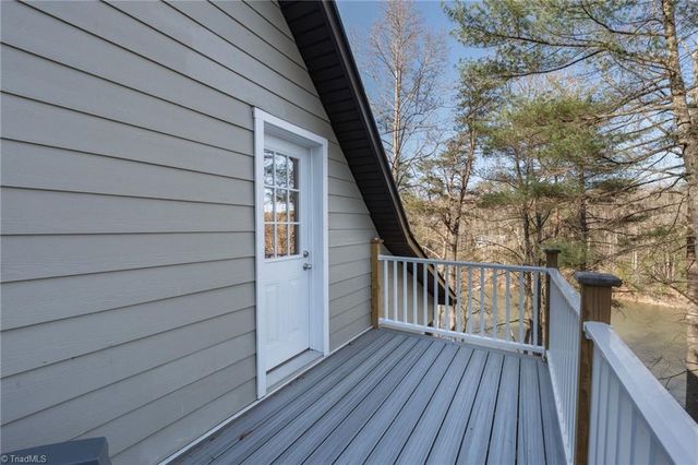 490 Blue Heron Lane, Wilkesboro, NC 28697