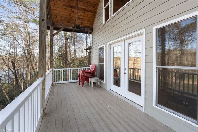 490 Blue Heron Lane, Wilkesboro, NC 28697