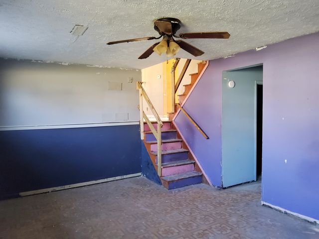 547 Redwood Road, Bolingbrook, IL 60440