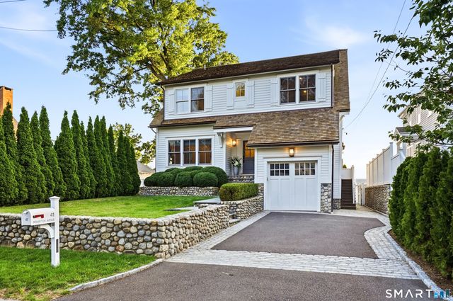 41 Rowayton Avenue, Norwalk, CT 06853