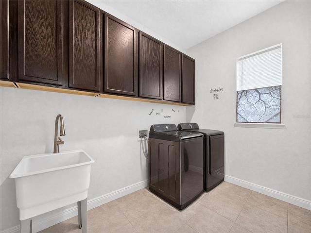 659 RED HAVEN LANE, Oviedo, FL 32765