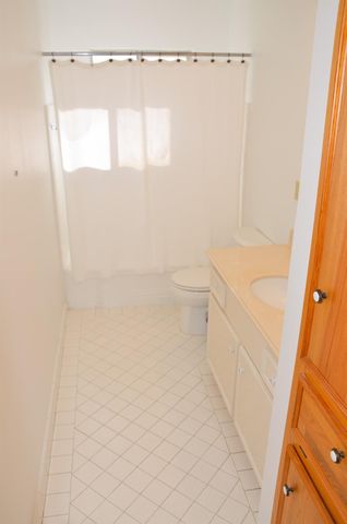 7734 Barberton Drive, Houston, TX 77036