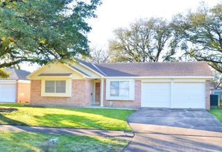 7734 Barberton Drive, Houston, TX 77036