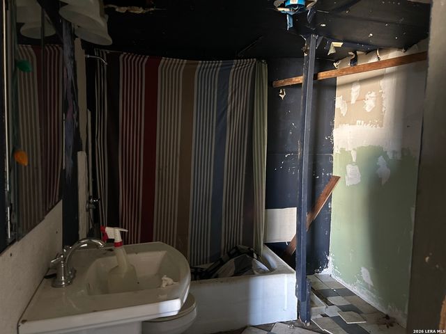 266 Lorita, San Antonio, TX 78214