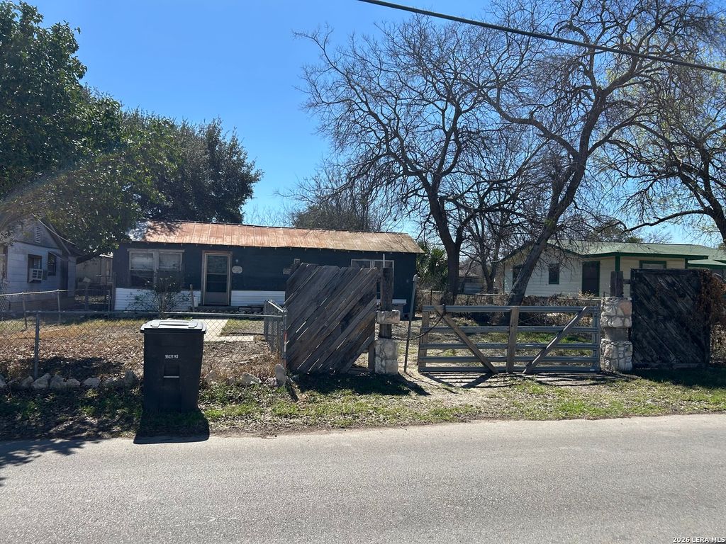 266 Lorita, San Antonio, TX 78214