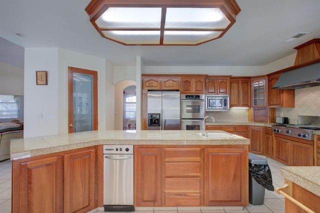 5261 Lucille, Atwater, CA 95301