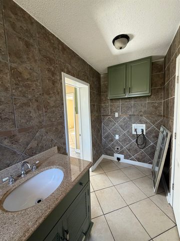 125 Case Avenue, Spartanburg, SC 29301