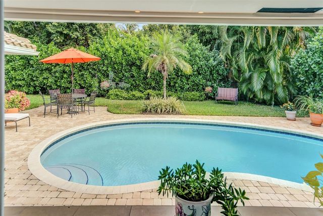 4820 NE 27 Avenue, Fort Lauderdale, FL 33308