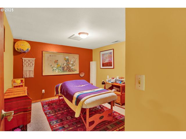 1016 Se 12TH Ave, Portland, OR 97214