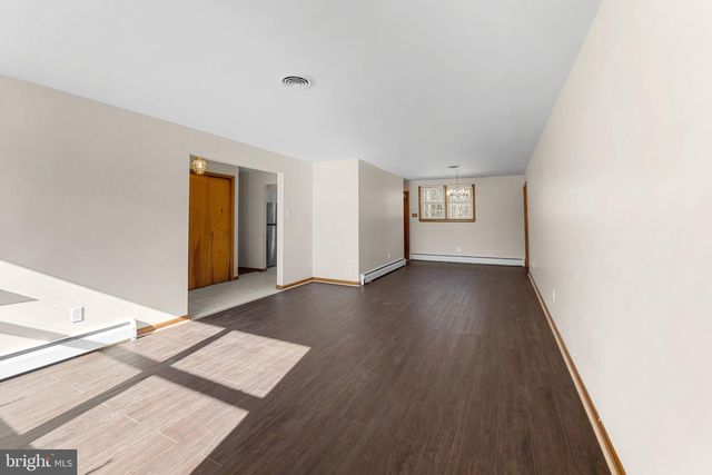 292 E PITTSFIELD ST, Pennsville, NJ 08070