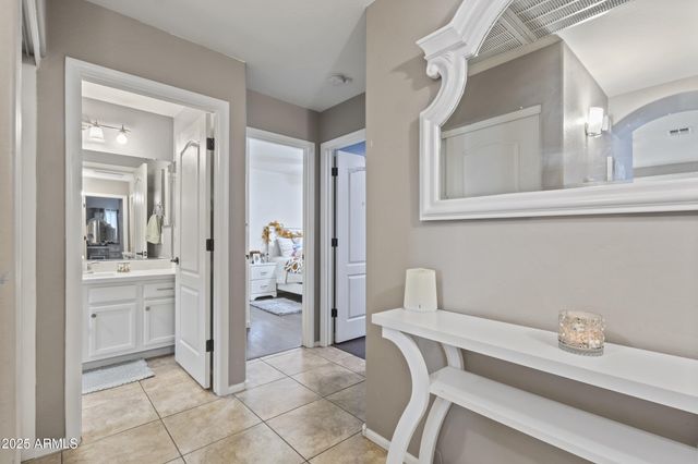 5775 N 72ND Drive, Glendale, AZ 85303