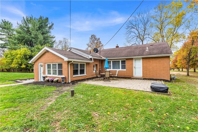 1850 Turkeyfoot Lake Road, Barberton, OH 44203