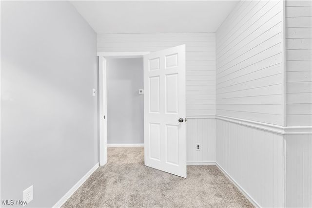 1850 Turkeyfoot Lake Road, Barberton, OH 44203