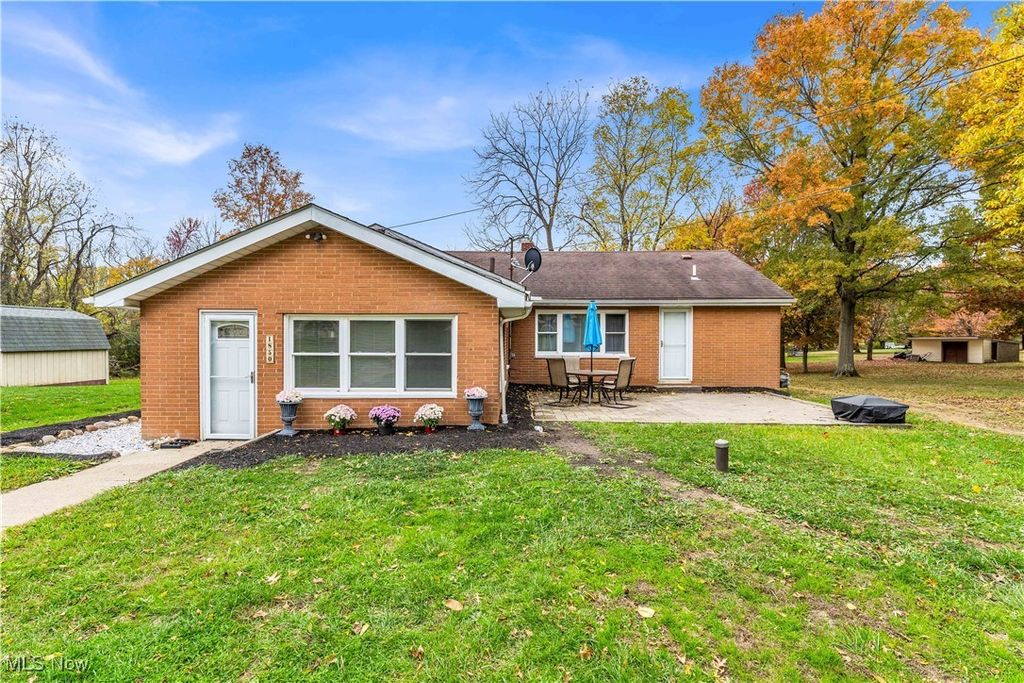 1850 Turkeyfoot Lake Road, Barberton, OH 44203