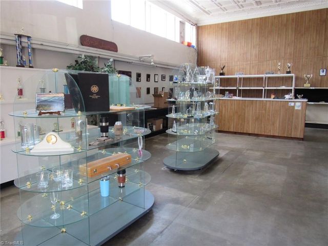 702 Davis Street, Burlington, NC 27215