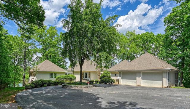 40 GRANDVIEW DR, Mineral, VA 23117