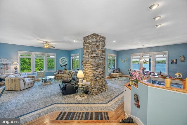 40 GRANDVIEW DR, Mineral, VA 23117