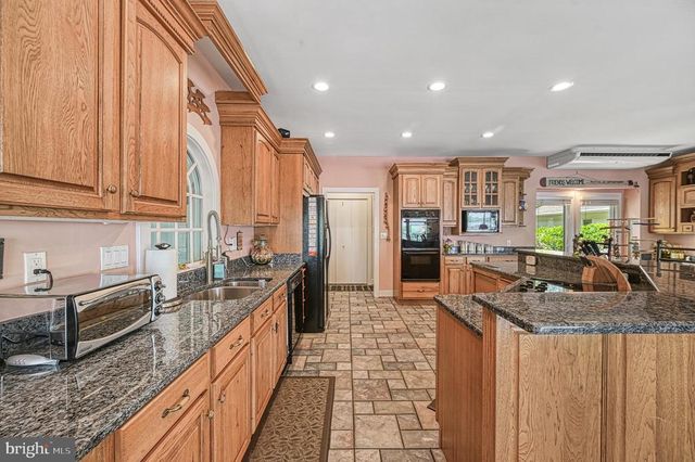 40 GRANDVIEW DR, Mineral, VA 23117