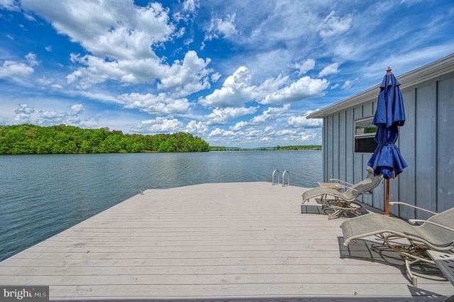40 GRANDVIEW DR, Mineral, VA 23117